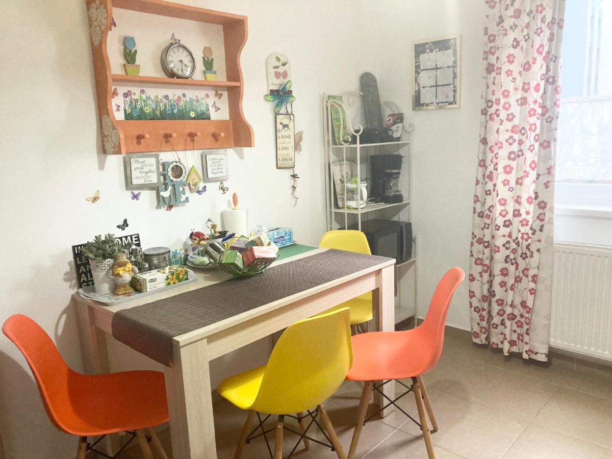 Sweet Butterflies Residence Брашов Экстерьер фото